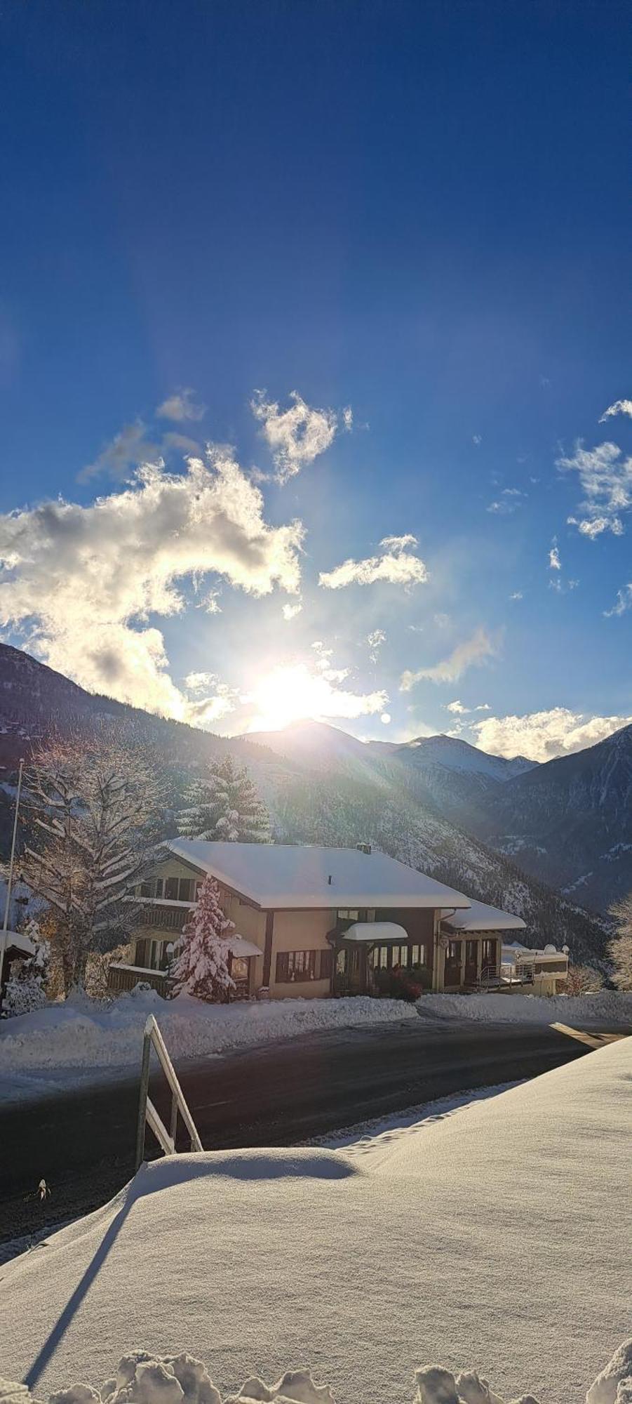 B&B Chalet Rustica Inden, Leukerbad Exterior foto